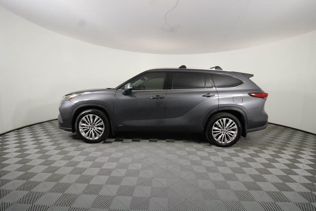 Used 2022 Toyota Highlander Hybrid Platinum 4D Sport Utility – 5TDEBRCH7NS090239