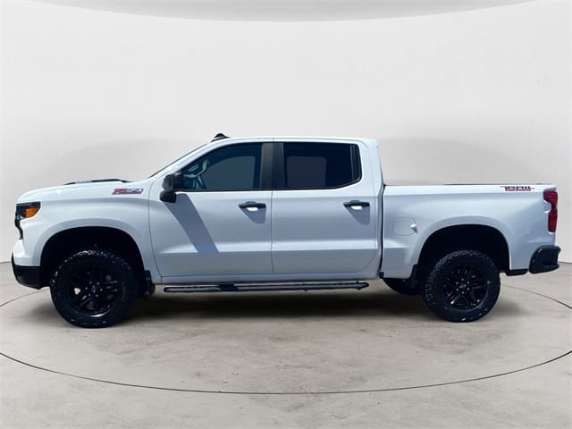 Used 2025 Chevrolet Silverado 1500 Custom Trail Boss 4D Crew Cab – 3GCUKCE89SG165913