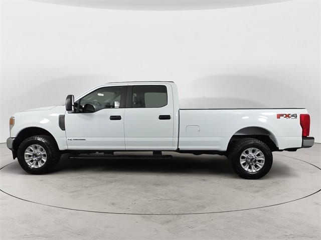 Used 2022 Ford F-350SD XL 4D Crew Cab – 1FT8W3BT3NEF27826