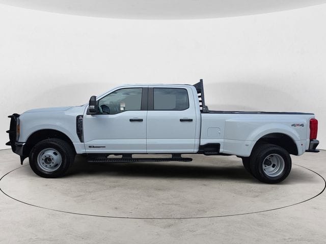 Used 2025 Ford F-350SD XL 4D Crew Cab – 1FT8W3DT2SEC37702