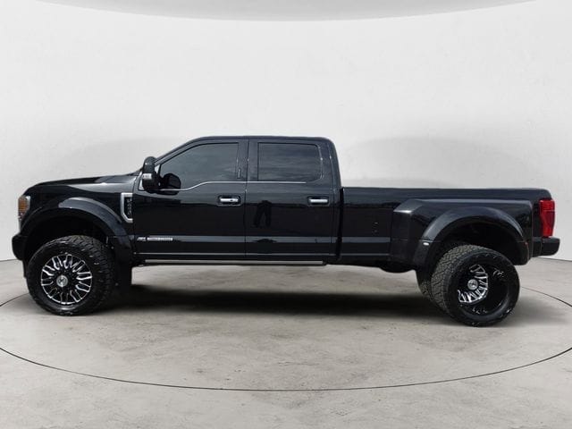 Used 2022 Ford F-450SD Limited 4D Crew Cab – 1FT8W4DT0NEE54403