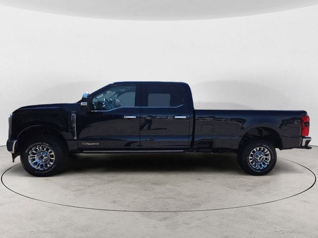 Used 2025 Ford F-350SD Lariat 4D Crew Cab – 1FT8W3BTXSEC64987