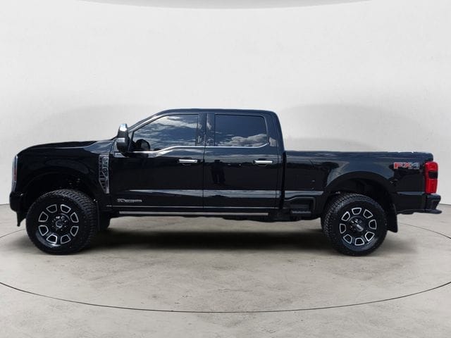 Used 2024 Ford F-350SD Platinum 4D Crew Cab – 1FT8W3BTXREC30655